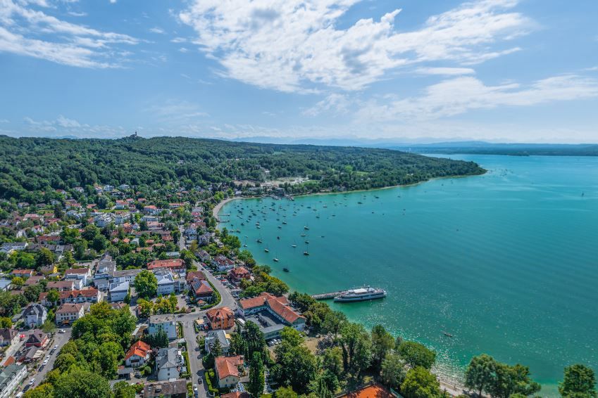 Der Ammersee aus der Luft