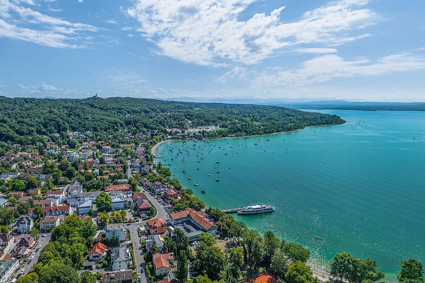 Der Ammersee aus der Luft