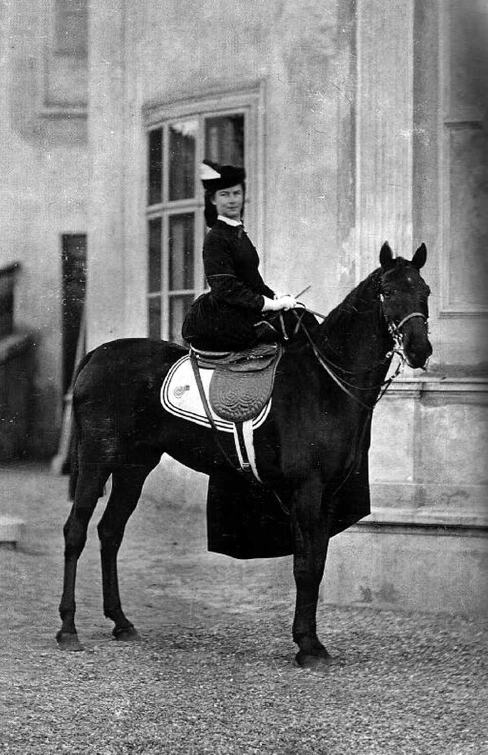 Sisi auf dem Pferd