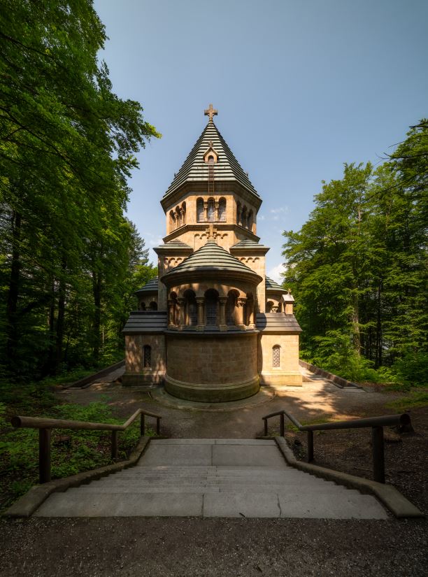 Die Votivkapelle in Berg markiert den Todesort von König Ludwig II.