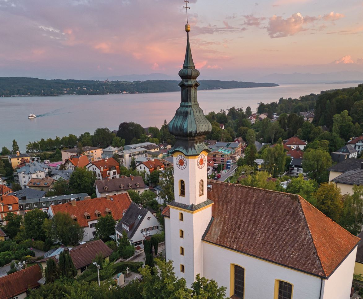 Der Kulturspaziergang führt durch die Stadt Starnberg.