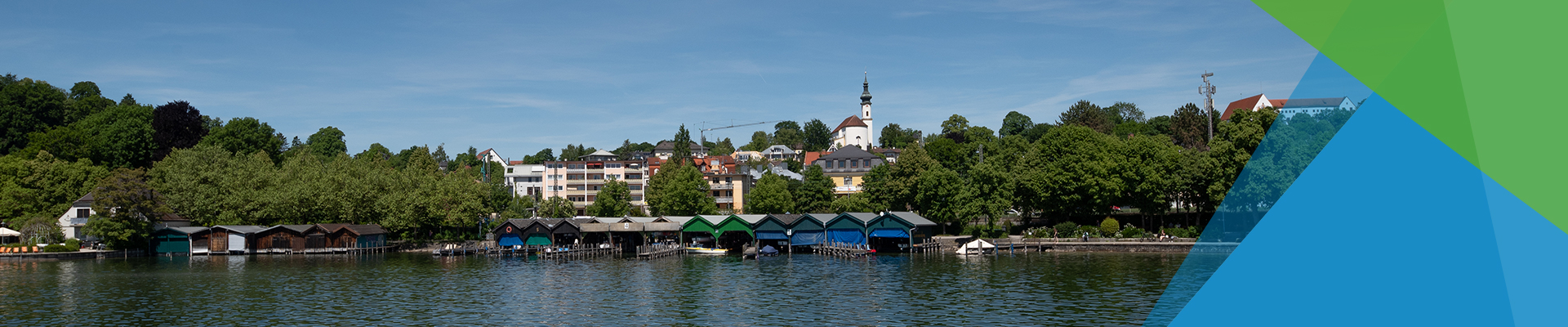 Übernachten wie unsere Hoheiten König Ludwig II. und Kaiserin Sisi ist in Starnberg und Umgebung bestens möglich. Hierbei lässt sich auch das Panomara der Stadt Starnberg vom Starnberger See aus genießen. 