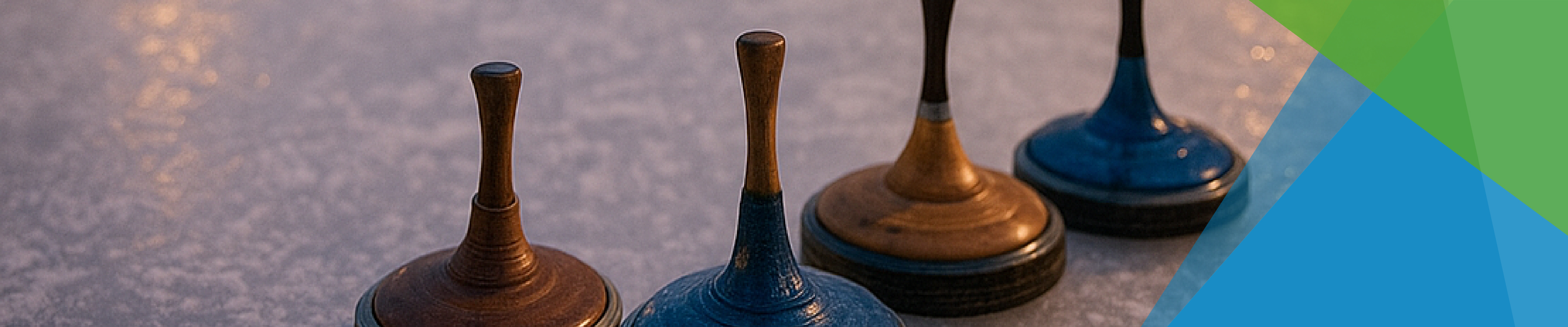 Eisstöcke auf einer Bahn